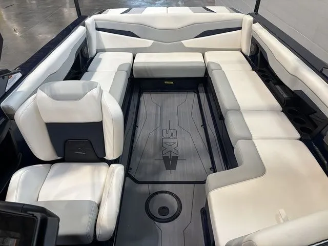 Slide: The Image of Axis Wake Research T235 2026 - 18