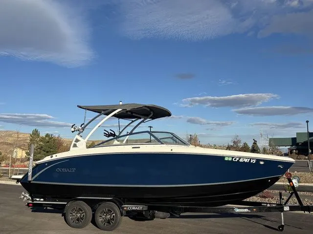 Slide: The Image of Cobalt R5 2020 - 2