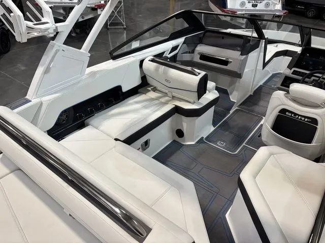 Slide: The Image of Cobalt R4 Surf 2026 - 13