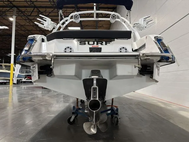 Slide: The Image of Cobalt R4 Surf 2026 - 7