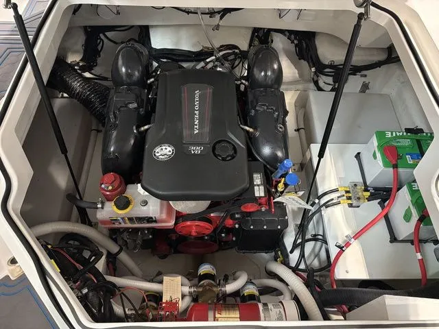 Slide: The Image of Cobalt R4 Surf 2026 - 8