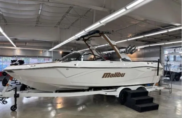 The Image of Malibu Wakesetter 23 LSV 2026 - 1
