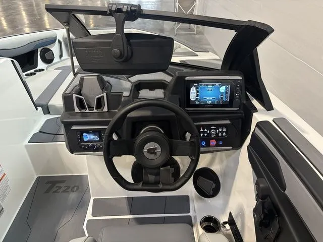 Slide: The Image of Axis Wake Research T220 2025 - 15