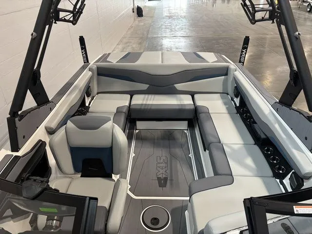 Slide: The Image of Axis Wake Research T220 2025 - 22