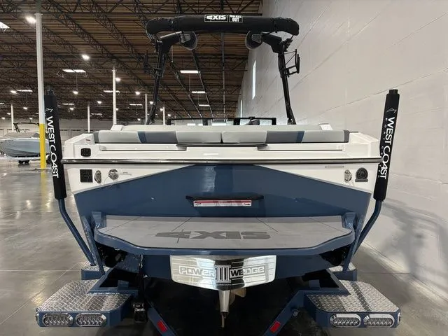 Slide: The Image of Axis Wake Research T220 2025 - 8