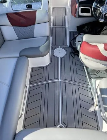 Slide: The Image of MasterCraft X2 2012 - 6