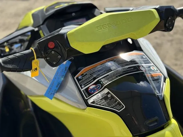 Slide: The Image of Sea-Doo GTR 230 2021 - 9