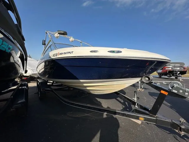 Slide: The Image of Yamaha 212X 2009 - 11