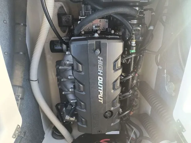 Slide: The Image of Yamaha AR190 2018 - 12