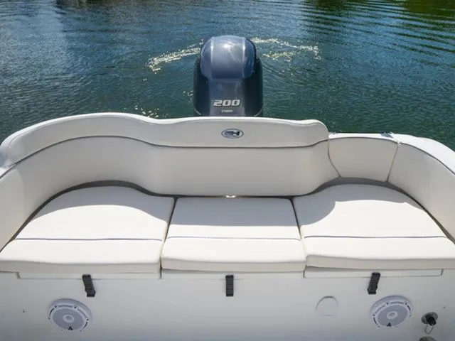 Slide: The Image of Sea Hunt Ultra 234 2026 - 8