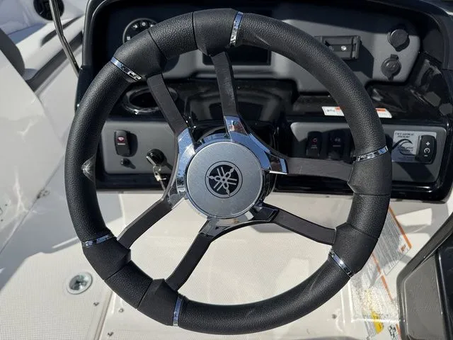 Slide: The Image of Yamaha SX195 2026 - 20