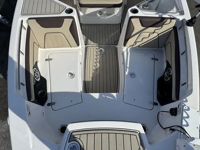 Slide: The Image of Yamaha 255 FSH® SPORT E 2022 - 10