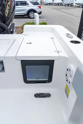 Slide: The Image of Sportsman Masters 227 Bay Boat 2026 - 12