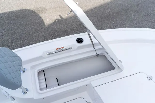 Slide: The Image of Sportsman Masters 227 Bay Boat 2026 - 30