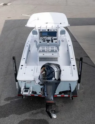 Slide: The Image of Sportsman Masters 227 Bay Boat 2026 - 6