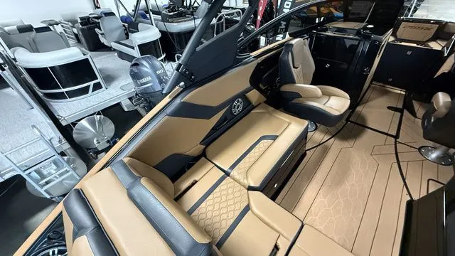 Slide: The Image of Yamaha 255XD 2026 - 20