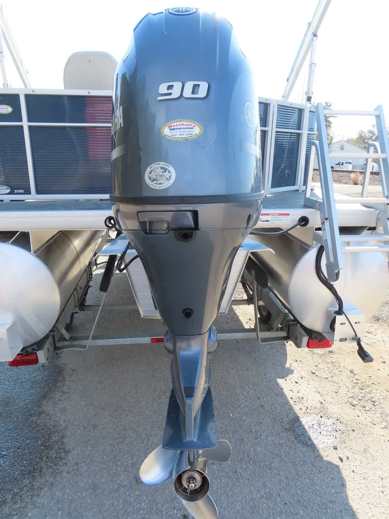 Slide: The Image of Godfrey SWEETWATER 2086 2022 - 10