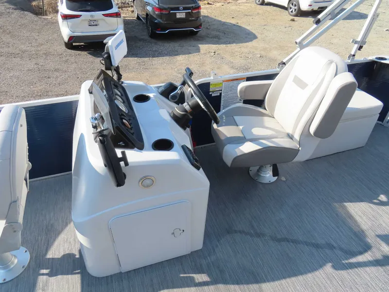 Slide: The Image of Godfrey SWEETWATER 2086 2022 - 16