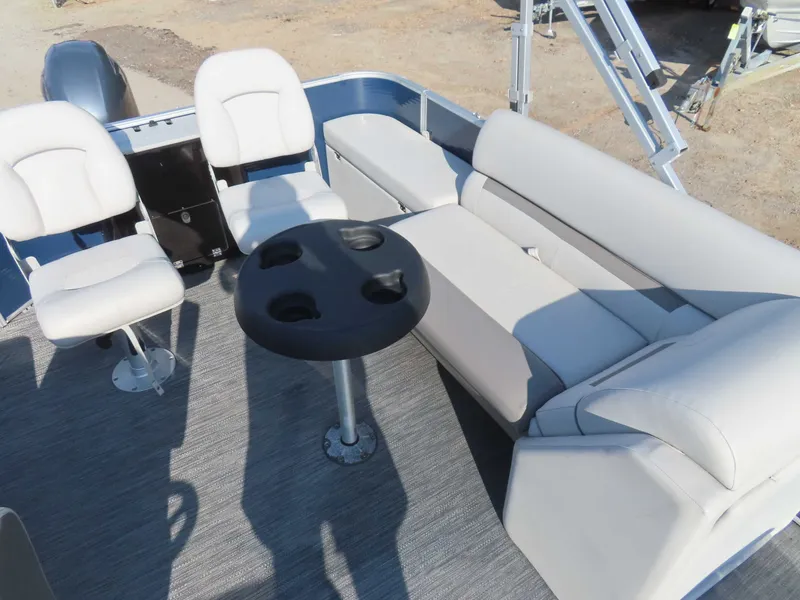 Slide: The Image of Godfrey SWEETWATER 2086 2022 - 24