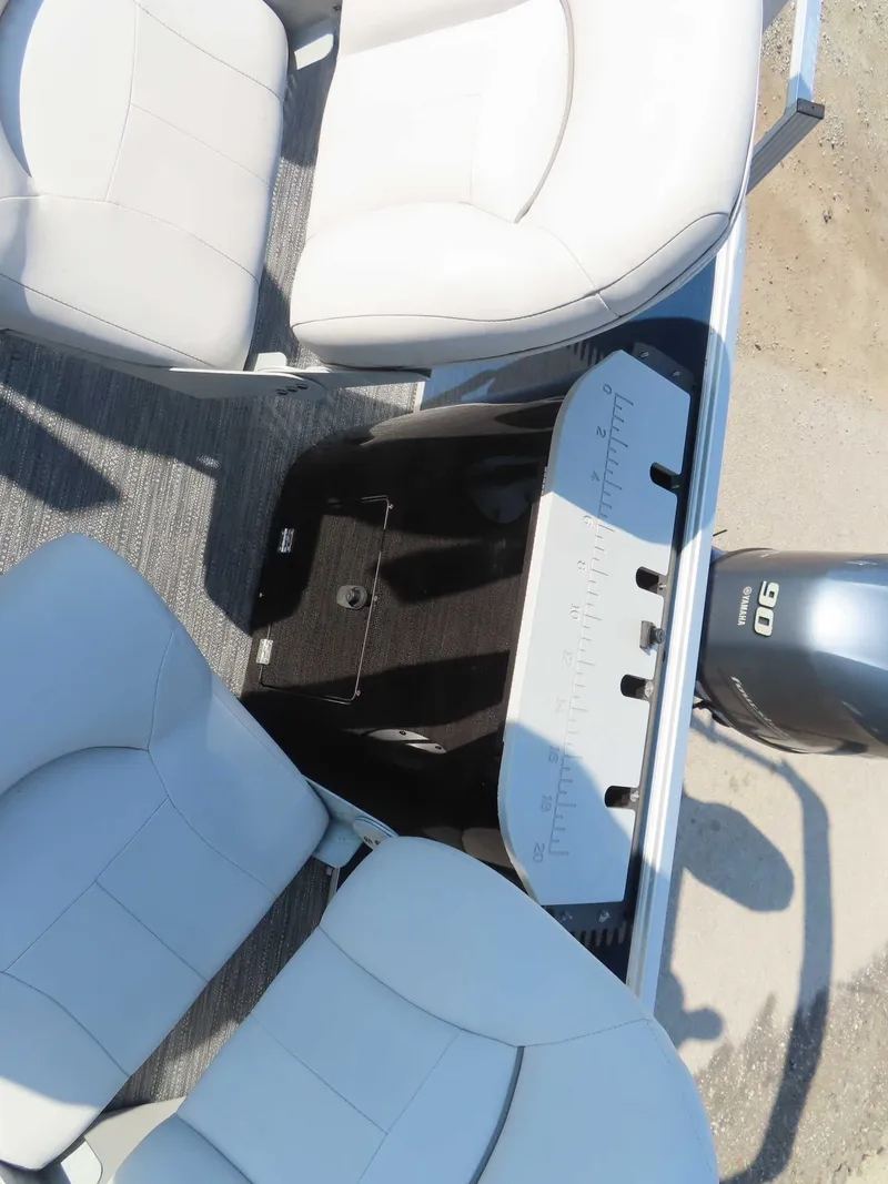 Slide: The Image of Godfrey SWEETWATER 2086 2022 - 29