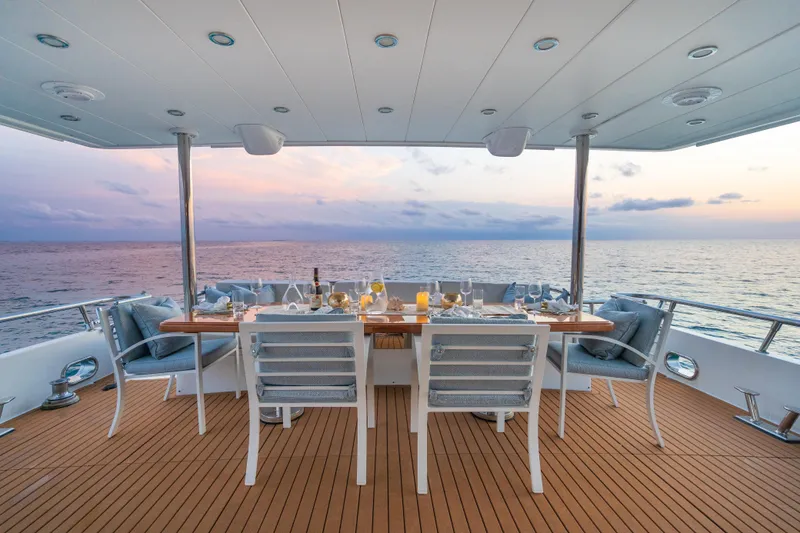 Slide: The Image of Hargrave Flybridge 2001 - 11