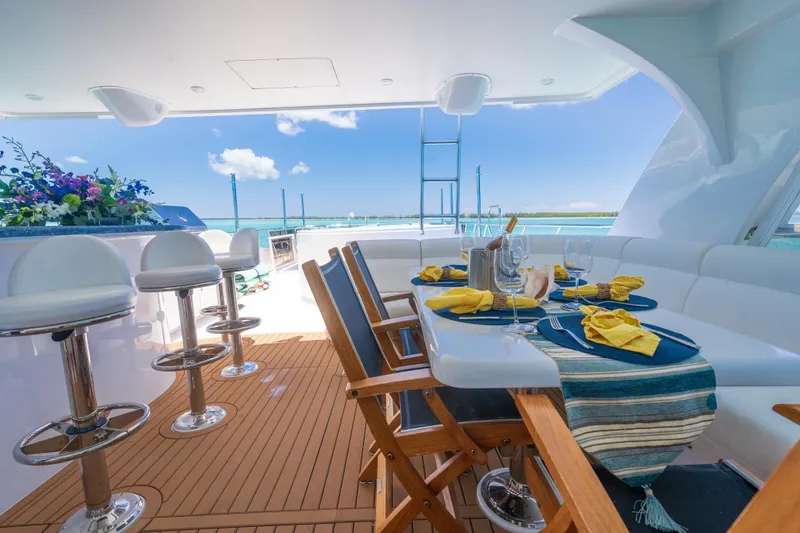 Slide: The Image of Hargrave Flybridge 2001 - 13