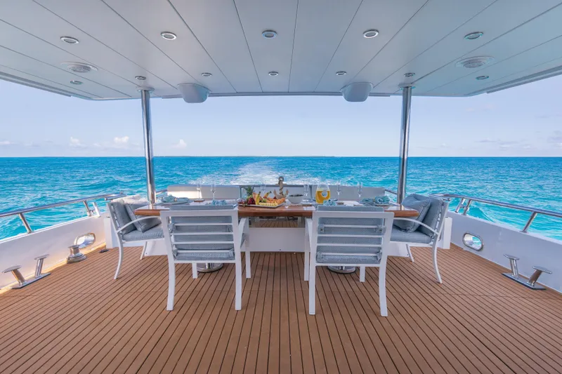 Slide: The Image of Hargrave Flybridge 2001 - 6