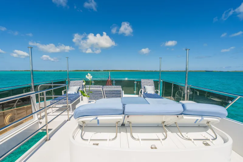 Slide: The Image of Hargrave Flybridge 2001 - 9