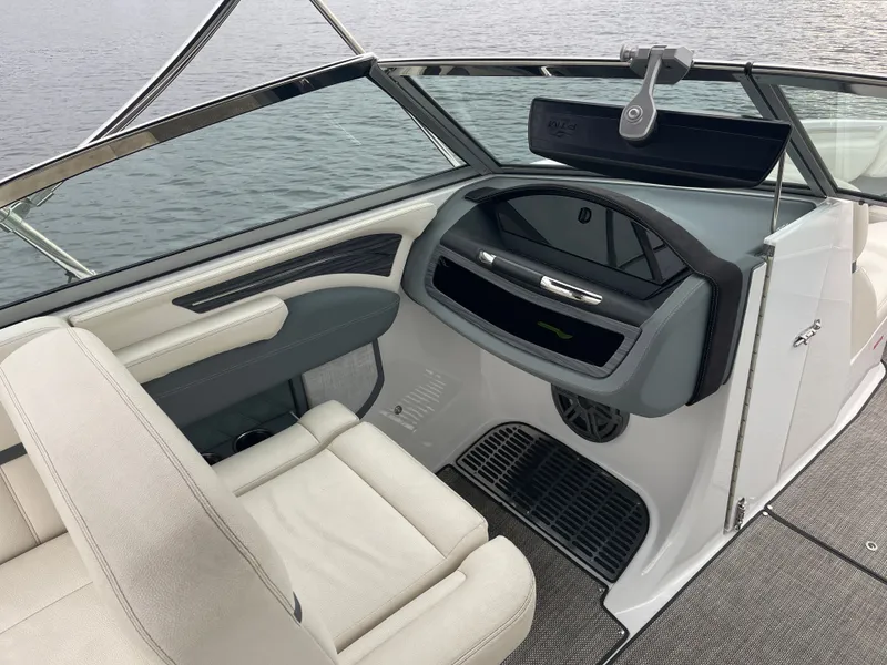 Slide: The Image of Cobalt A25 2017 - 13