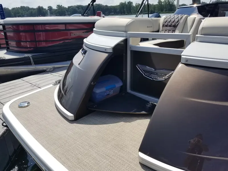 Slide: The Image of Bennington 25 QSBW 2027 - 4