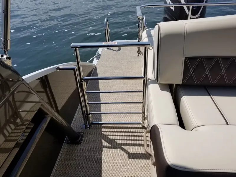 Slide: The Image of Bennington 25 QSBW 2027 - 19