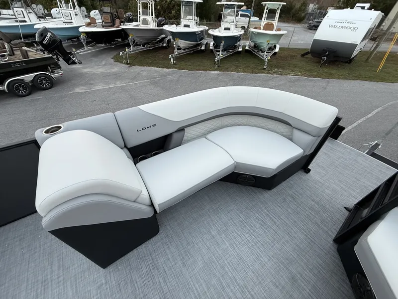 Slide: The Image of Lowe SS230 LWC00373G526 2026 - 14