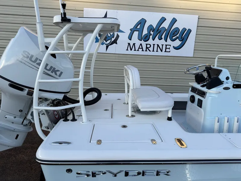 Slide: The Image of Spyder FX19 Vapor 2026 - 6