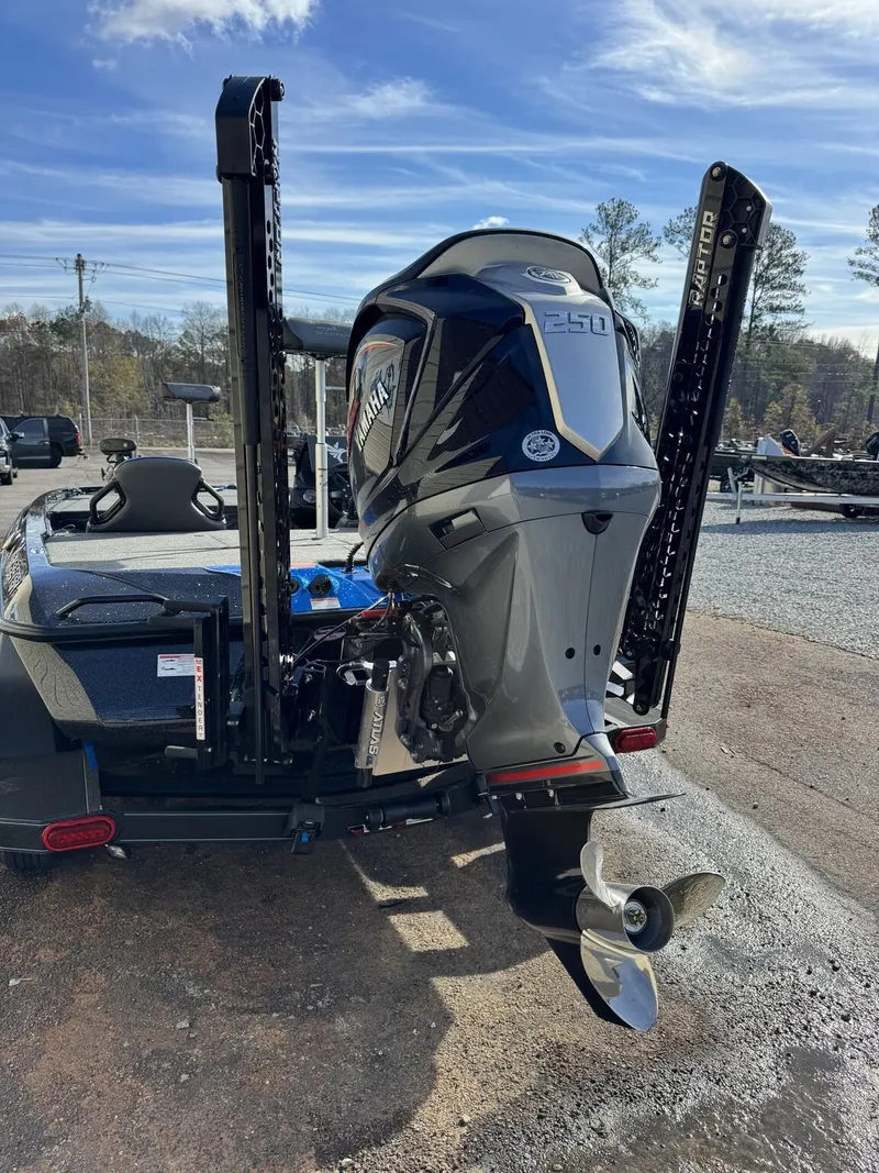 Slide: The Image of Skeeter ZXE20 2026 - 9