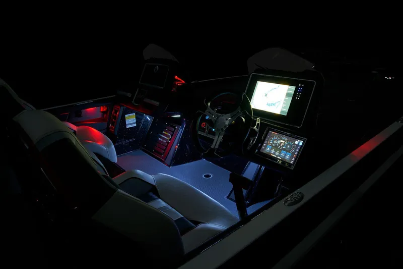 Slide: The Image of Ranger Boats Z521R Cup-Equipped 2026 - 33