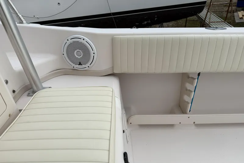 Slide: The Image of 2002 Grady-White Sailfish 282 boat interior with twin Yamaha 225 engines. - 4