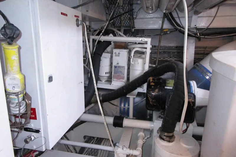 Slide: The Image of Starboard engine chest - 73