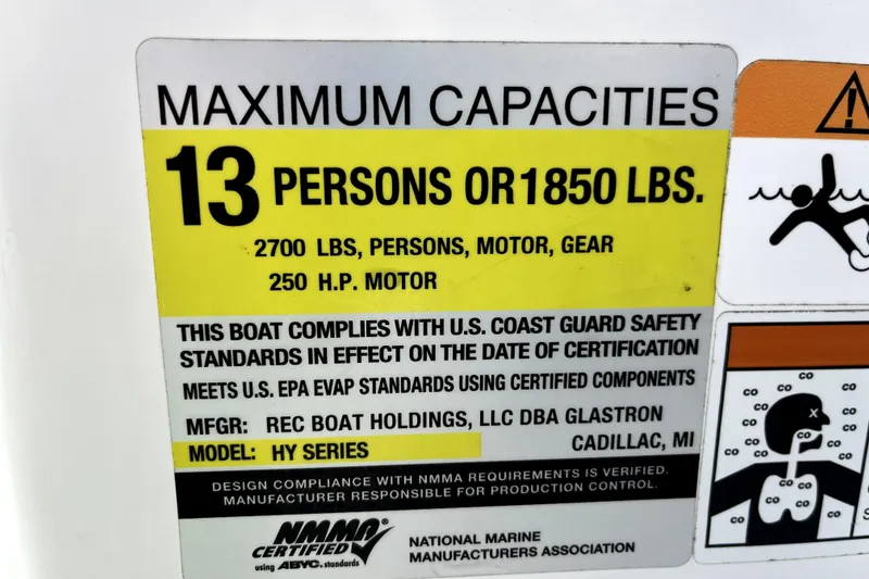 Slide: The Image of 2022 Glastron GTD 220 boat capacity label: 13 persons or 1850 lbs, 250 HP motor. - 8