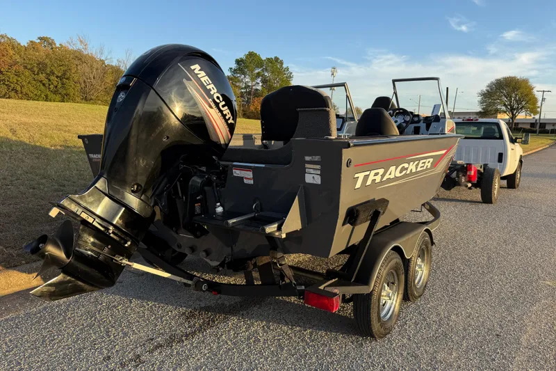 Slide: The Image of 2018 Tracker Targa 18 WT boat propeller in sunlight, close-up view. - 28