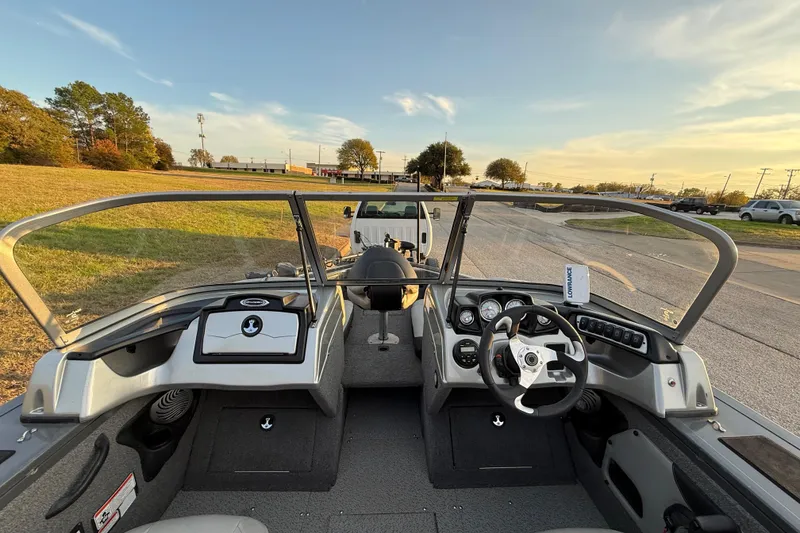 Slide: The Image of 2018 Tracker Targa 18 WT dashboard with Lowrance device and control panel. - 57