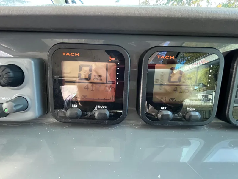 Slide: The Image of 2008 Tiara 315 Legasea Marine - 13