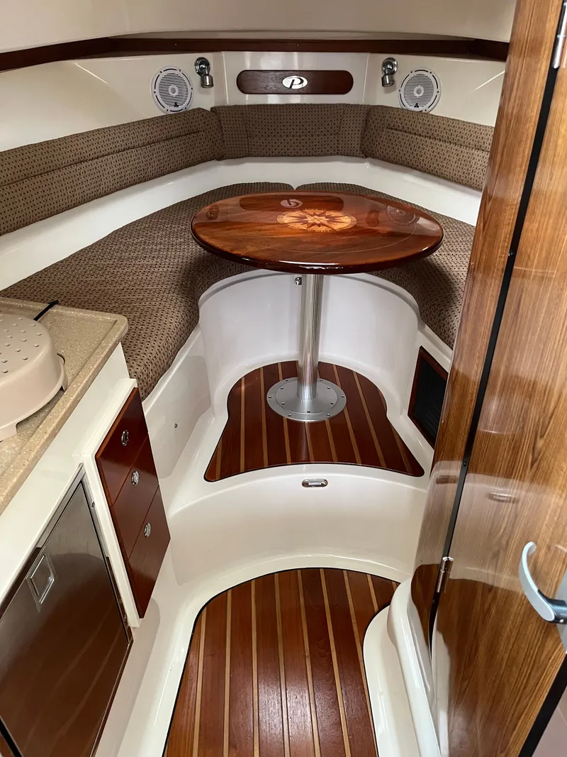 Slide: The Image of 2008 Tiara 315 Legasea Marine - 17