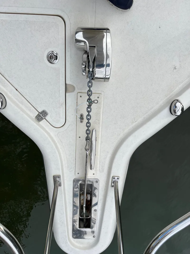 Slide: The Image of 2008 Tiara 315 Legasea Marine - 24