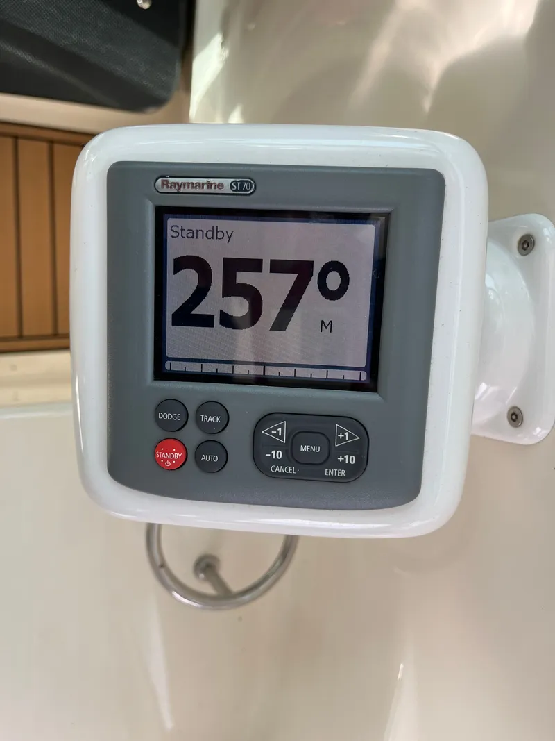 Slide: The Image of 2008 Tiara 315 Legasea Marine - 26