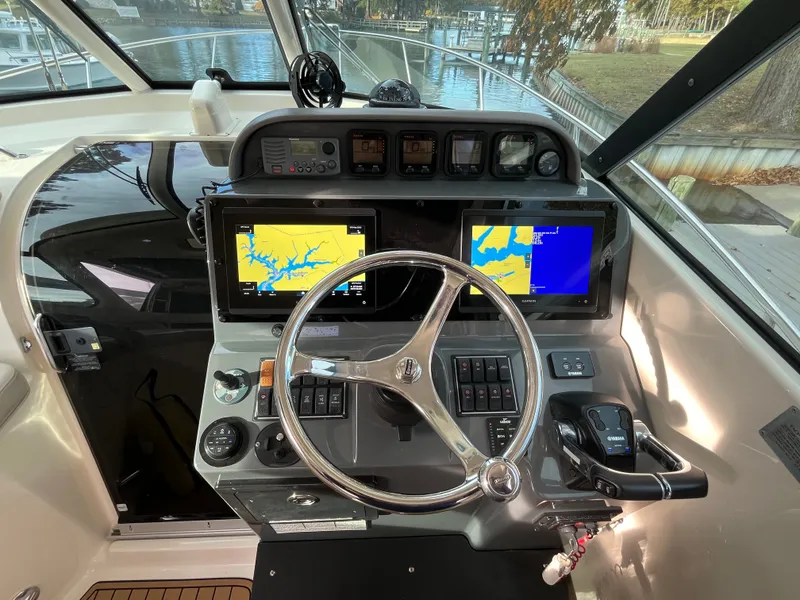 Slide: The Image of 2008 Tiara 315 Legasea Marine - 9