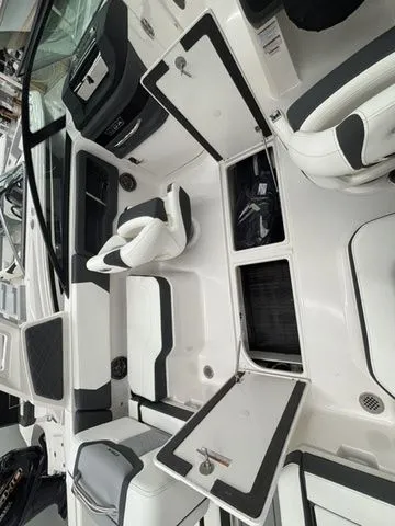 Slide: The Image of Chaparral 250 OSX 2026 - 20