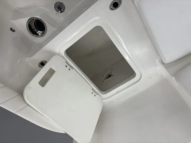 Slide: The Image of Chaparral 21 SSi OB 2026 - 12