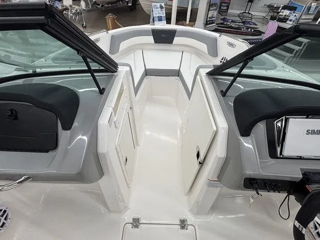 Slide: The Image of Chaparral 21 SSi OB 2026 - 27