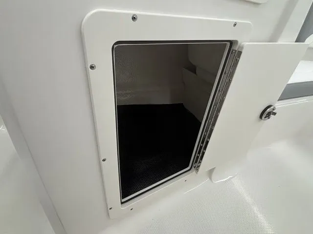 Slide: The Image of Chaparral 21 SSi OB 2026 - 29