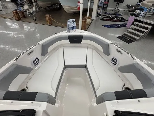 Slide: The Image of Chaparral 21 SSi OB 2026 - 30